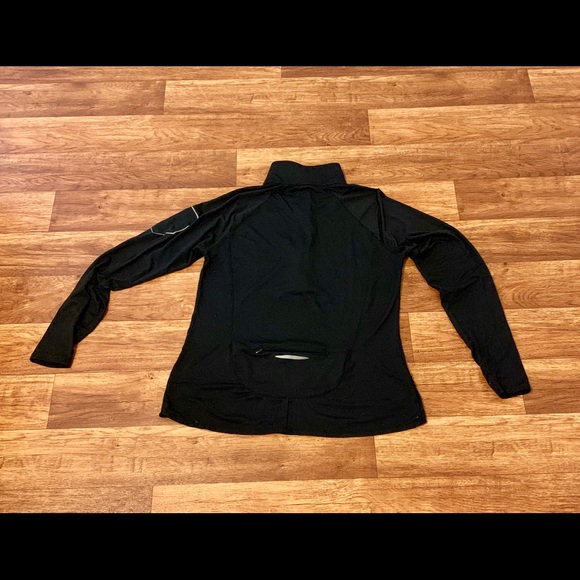 Under Armor Pocketed Half Zip - Picture 2 of 5